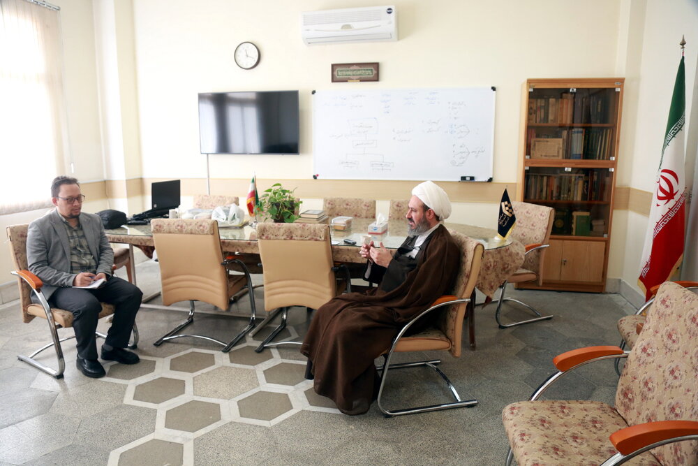 اعلام برنامههای هفته تربیت در جامعة المصطفی با شعار «قرآن، تربیت و مقاومت»