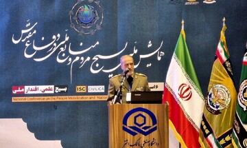 در دفاع مقدس با نقش‌آفرینی بسیج، مدل جدیدی از مشارکت مردمی رقم خورد