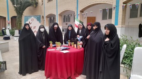 تصاویر/کارگاه آموزشی ویژه زوج های جوان در ساوه