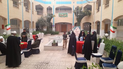 تصاویر/کارگاه آموزشی ویژه زوج های جوان در ساوه