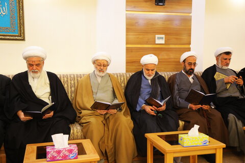 تصاویر / مراسم بزرگداشت آیت الله مستجابی در موسسه آل البیت (ع)