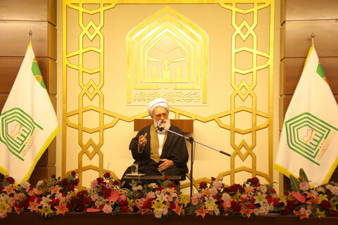 تصاویر / مراسم بزرگداشت آیت الله مستجابی در موسسه آل البیت (ع)