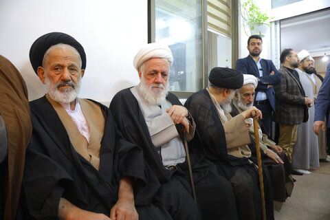 تصاویر / مراسم بزرگداشت آیت الله مستجابی در موسسه آل البیت (ع)