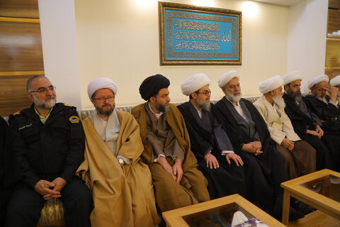 تصاویر / مراسم بزرگداشت آیت الله مستجابی در موسسه آل البیت (ع)