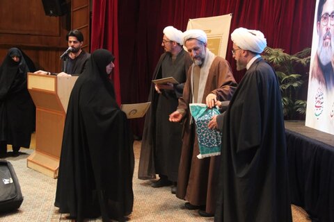 تصاویر / مراسم گرامیداشت شهدای مقاومت در قزوین برگزار شد