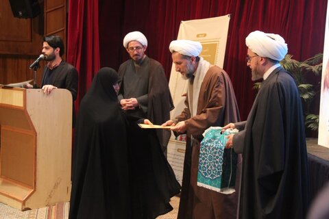 تصاویر / مراسم گرامیداشت شهدای مقاومت در قزوین برگزار شد