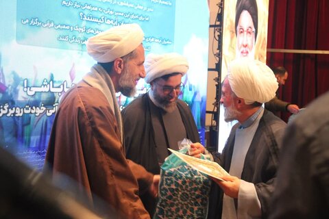 تصاویر / مراسم گرامیداشت شهدای مقاومت در قزوین برگزار شد