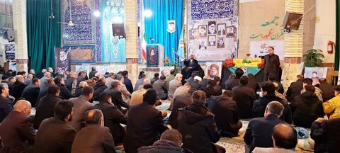 تصاویر بزرگداشت شهدای مقاومت در الیگودرز