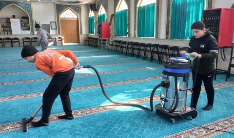 تصاویر/برگزاری آیین غبار روبی مسجد جامع نظرآباد