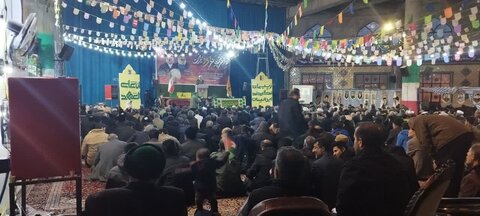 تصاویر حضور پر شور مردم دلفان در مراسم تشییع شهدای مقاومت