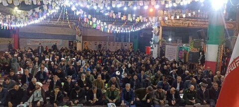 تصاویر حضور پر شور مردم دلفان در مراسم تشییع شهدای مقاومت