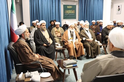 تصاویر / دیدار مدیر حوزه علمیه قزوین ،مدیران مدارس علمیه ،وکادر ،با نماینده ولی فقیه در استان قزوین