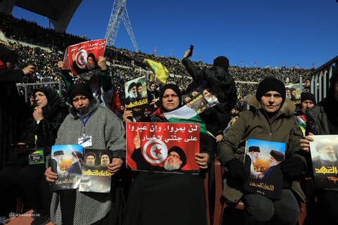 Photos/Cérémonie funéraire des grands moudjahidines, le martyr Seyyed Hassan Nasrallah et le martyr Seyyed Hashem Safiuddin