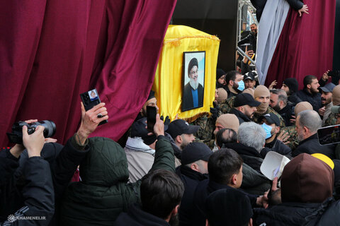 Photos/Cérémonie funéraire des grands moudjahidines, le martyr Seyyed Hassan Nasrallah et le martyr Seyyed Hashem Safiuddin