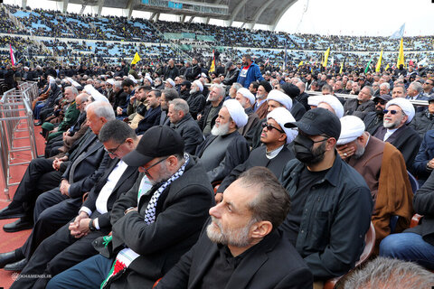 Photos/Cérémonie funéraire des grands moudjahidines, le martyr Seyyed Hassan Nasrallah et le martyr Seyyed Hashem Safiuddin