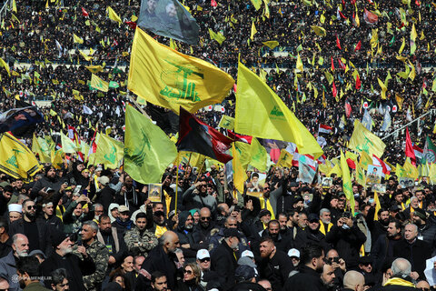 Photos/Cérémonie funéraire des grands moudjahidines, le martyr Seyyed Hassan Nasrallah et le martyr Seyyed Hashem Safiuddin