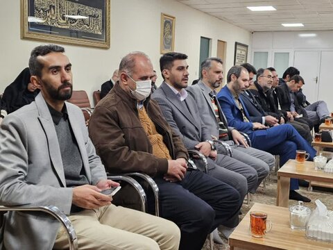 تصاویر/دیدار مدیرکل آموزش و پرورش و معاونین، مربیان پرورشی با نماینده ولی فقیه در کردستان