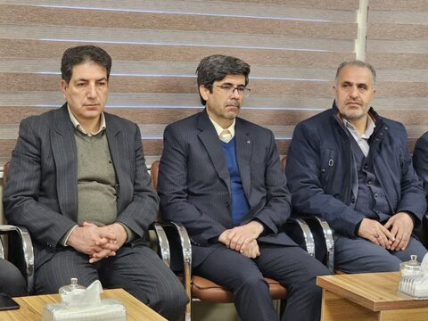 تصاویر/دیدار مدیرکل آموزش و پرورش و معاونین، مربیان پرورشی با نماینده ولی فقیه در کردستان