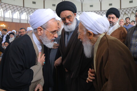 تصاویر / مراسم رونمایی از تفسیر تسنیم 80 جلدی آیت الله العظمی جوادی آملی