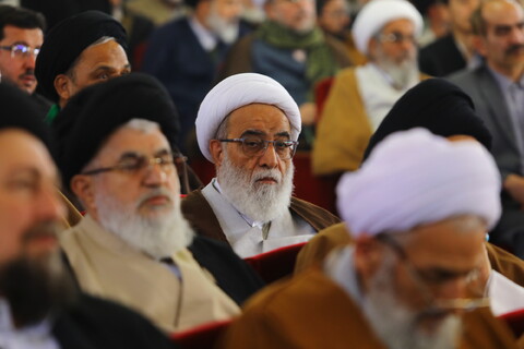 تصاویر / مراسم رونمایی از تفسیر تسنیم 80 جلدی آیت الله العظمی جوادی آملی