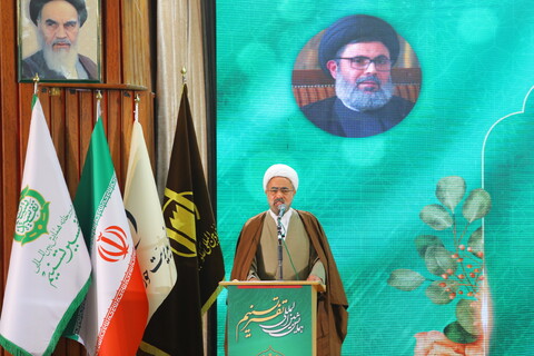 تصاویر / مراسم رونمایی از تفسیر تسنیم 80 جلدی آیت الله العظمی جوادی آملی