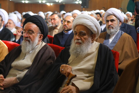 تصاویر / مراسم رونمایی از تفسیر تسنیم 80 جلدی آیت الله العظمی جوادی آملی