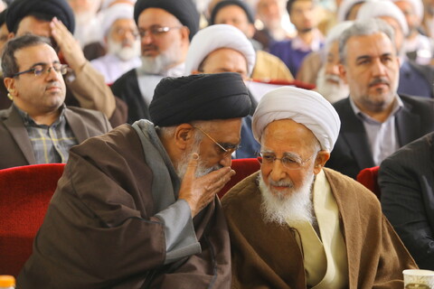 تصاویر / مراسم رونمایی از تفسیر تسنیم 80 جلدی آیت الله العظمی جوادی آملی