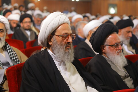 تصاویر / مراسم رونمایی از تفسیر تسنیم 80 جلدی آیت الله العظمی جوادی آملی