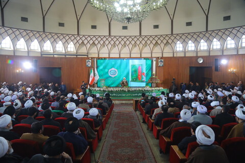 تصاویر / مراسم رونمایی از تفسیر تسنیم 80 جلدی آیت الله العظمی جوادی آملی