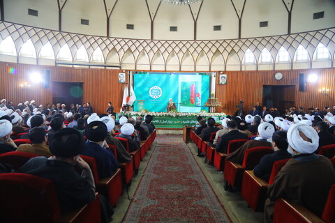 تصاویر / مراسم رونمایی از تفسیر تسنیم 80 جلدی آیت الله العظمی جوادی آملی