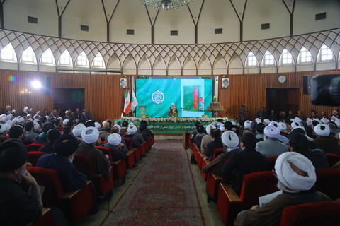 تصاویر / مراسم رونمایی از تفسیر تسنیم 80 جلدی آیت الله العظمی جوادی آملی