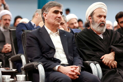 تصاویر/ آیین رونمایی از مجموعه آثار فقه بورس اوراق بهادار