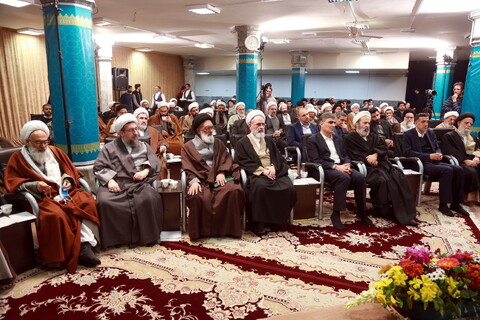 تصاویر/ آیین رونمایی از مجموعه آثار فقه بورس اوراق بهادار