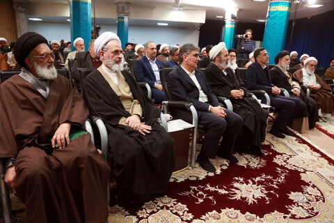 تصاویر/ آیین رونمایی از مجموعه آثار فقه بورس اوراق بهادار