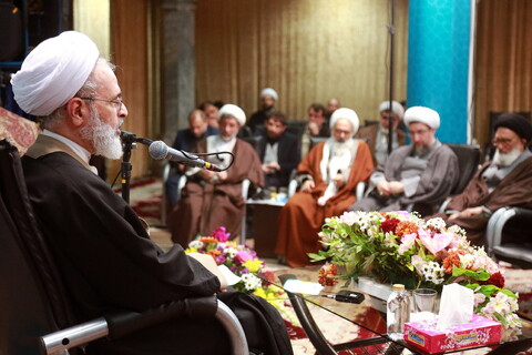 تصاویر/ آیین رونمایی از مجموعه آثار فقه بورس اوراق بهادار