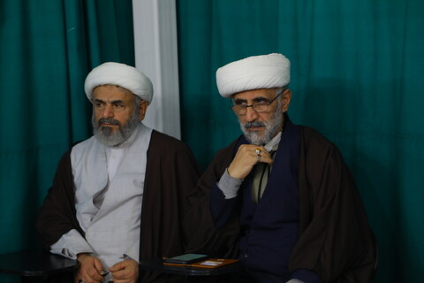 تصاویر / نشست صمیمی روحانیون و مبلغین گیلانی