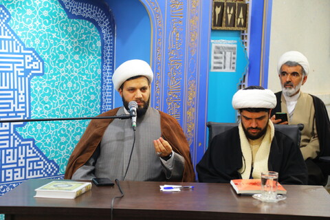 تصاویر / نشست صمیمی روحانیون و مبلغین گیلانی