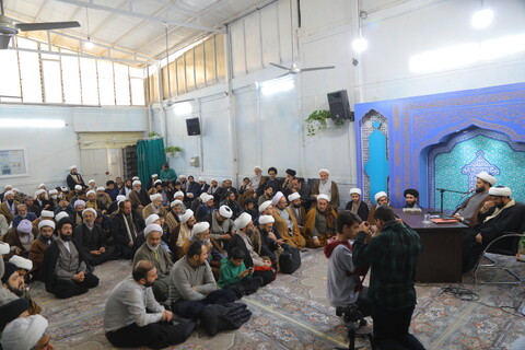 تصاویر / نشست صمیمی روحانیون و مبلغین گیلانی