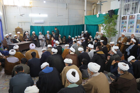 تصاویر / نشست صمیمی روحانیون و مبلغین گیلانی