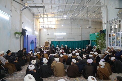 تصاویر / نشست صمیمی روحانیون و مبلغین گیلانی