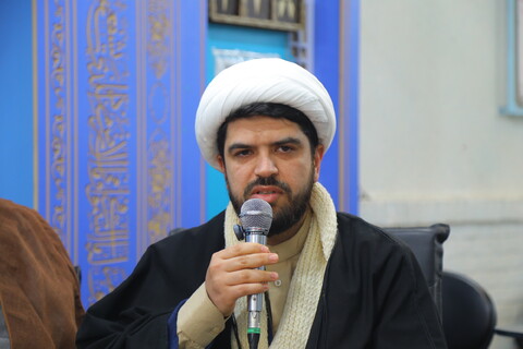 تصاویر / نشست صمیمی روحانیون و مبلغین گیلانی