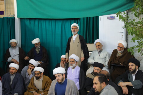 تصاویر / نشست صمیمی روحانیون و مبلغین گیلانی