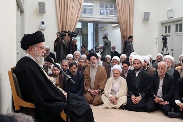 منویات رهبر شهید، منشأ تحولات سازنده در تربیت طلاب است منویات رهبر شهید، منشأ تحولات سازنده در تربیت طلاب است