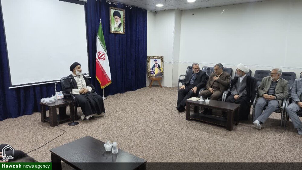دیدار اعضای اتحادیه شرق و جنوب کشور با نماینده ولی فقیه در استان خوزستان