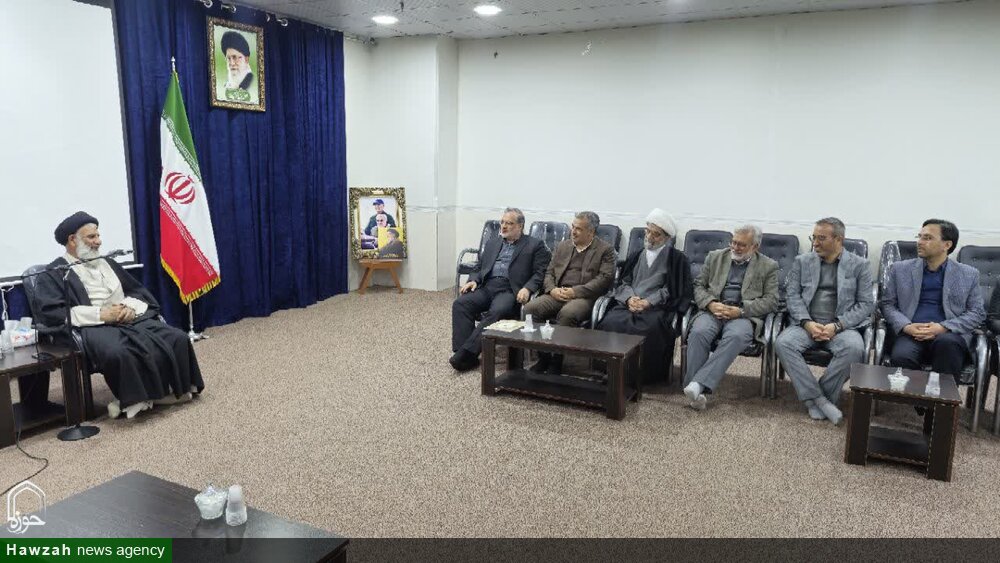 دیدار اعضای اتحادیه شرق و جنوب کشور با نماینده ولی فقیه در استان خوزستان