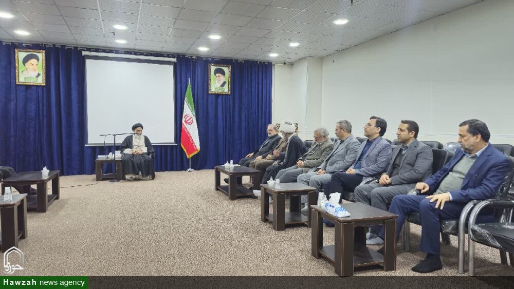 دیدار اعضای اتحادیه شرق و جنوب کشور با نماینده ولی فقیه در استان خوزستان