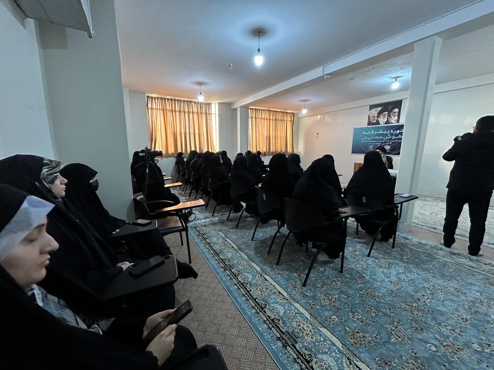 افتتاحیه دوره پیشرفته «آشنایی با هوش مصنوعی» ویژه حوزه علمیه خواهران استان گیلان افتتاحیه دوره پیشرفته «آشنایی با هوش مصنوعی» ویژه حوزه علمیه خواهران استان گیلان