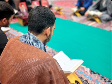 تصاویر/ جلسه تلاوت و تدبر قرآن کریم توسط طلاب مدرسه علمیه امام خمینی (ره) گرگان