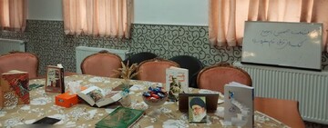 نشست معرفی کتاب‌های تقریظی مقام معظم رهبری در سمنان