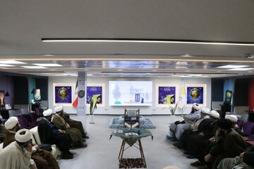 تصاویر/ عهد جمعی ائمه مساجد شهر اراک در زندگی با آیه ها